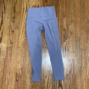 Athleta salutation stash side pocket 7/8
